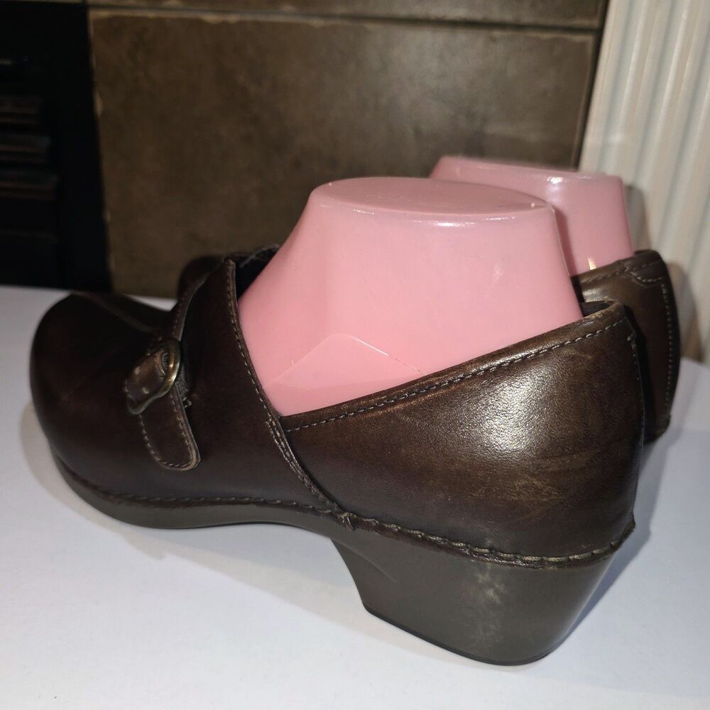 DANSKO TAMARA Sz 10.5/11 Distressed Brown Leather Buckle Pro Clog Ankle Booties - Picture 5 of 12